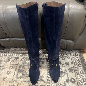 AEROSOLES Navy Suede Boots